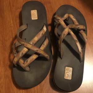 MUSH flip flops, W7